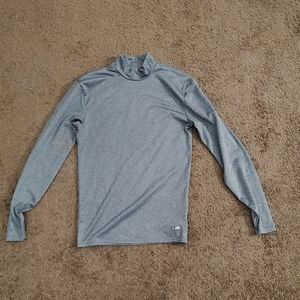 2 Mens long sleeve workout shirts